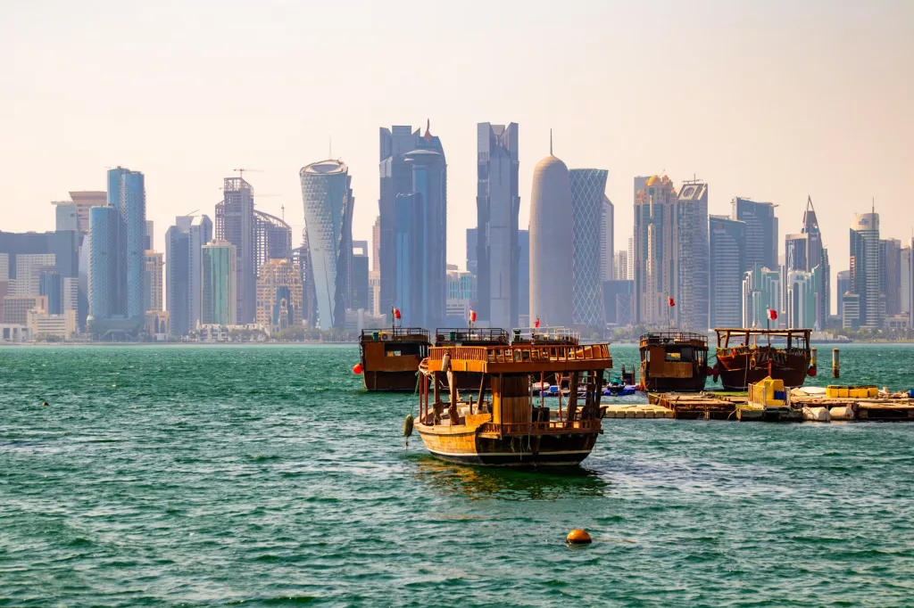 أنشطة في قطر