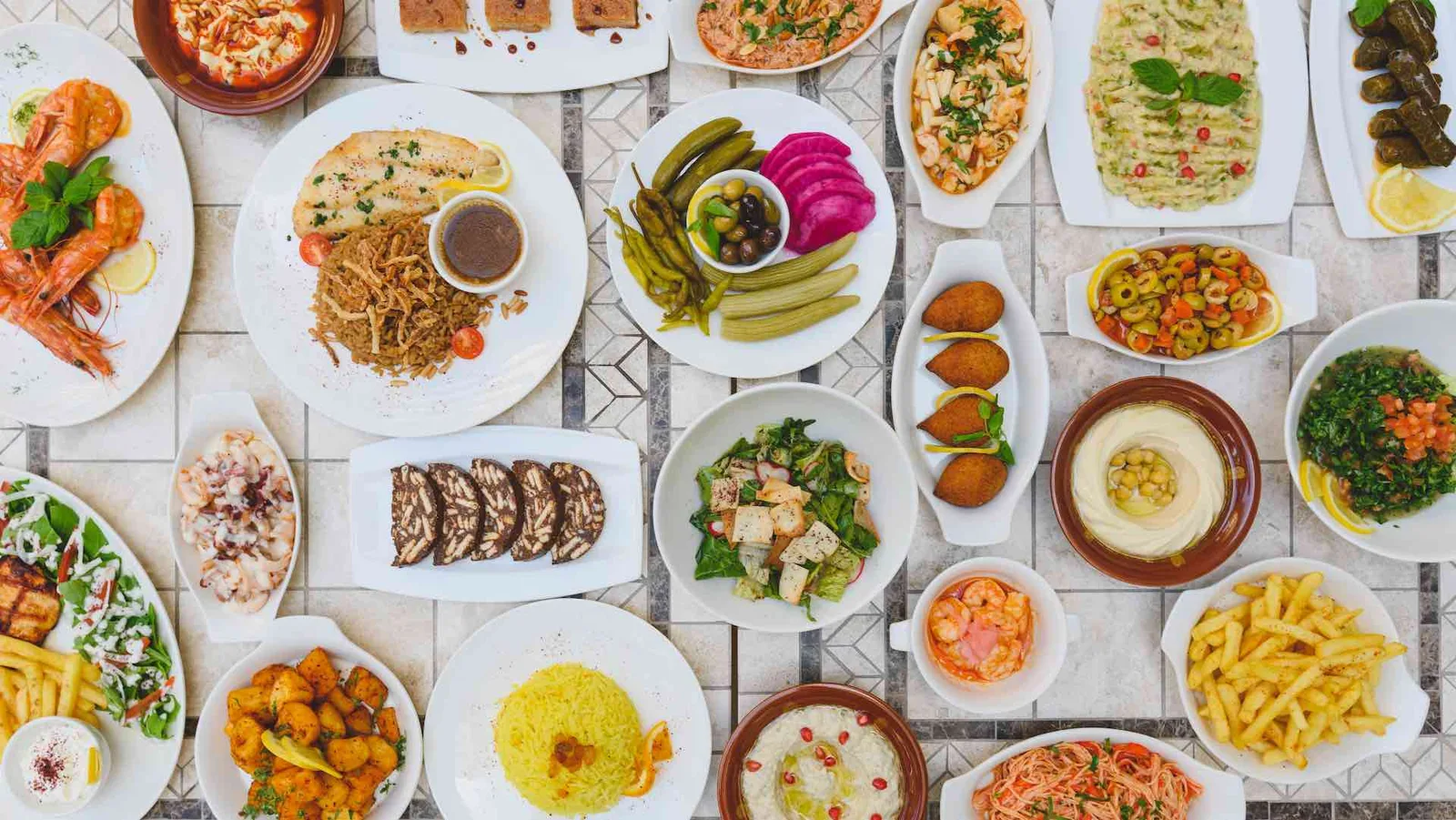 أفضل 5 أطعمة قطرية وأين تجدها في الدوحة
