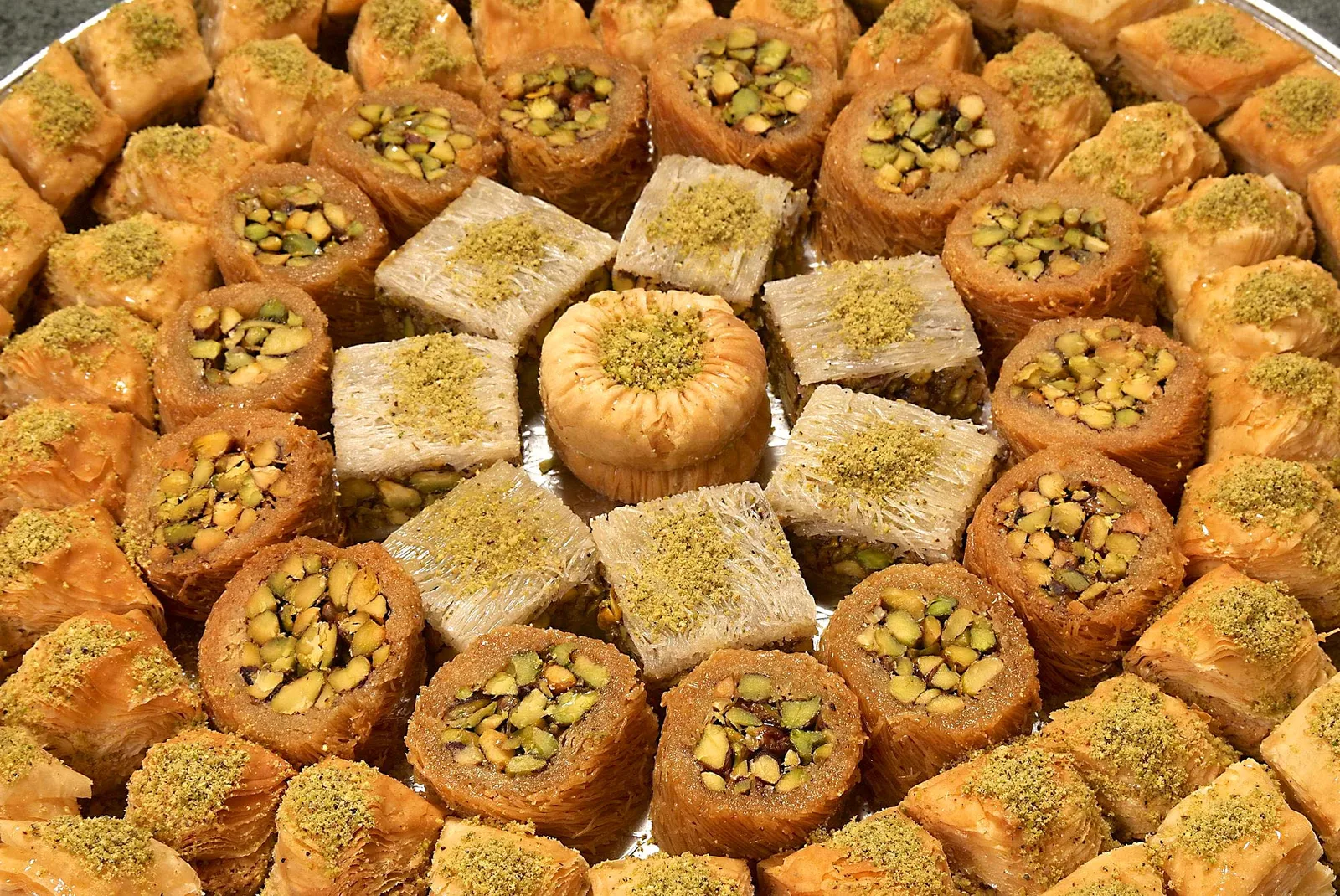 5 هدايا تذكارية مثيرة للاهتمام للشراء في قطر