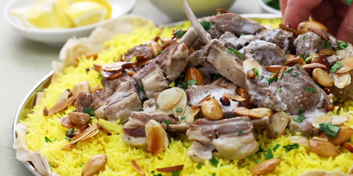 أفضل مطعم منسف في قطر