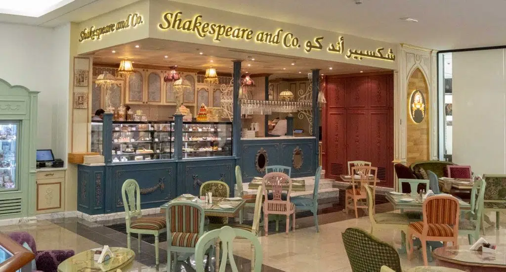 Shakespeare and Co 1345x722
