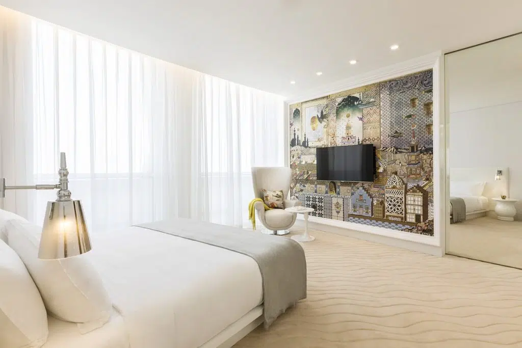 deluxe loft suite