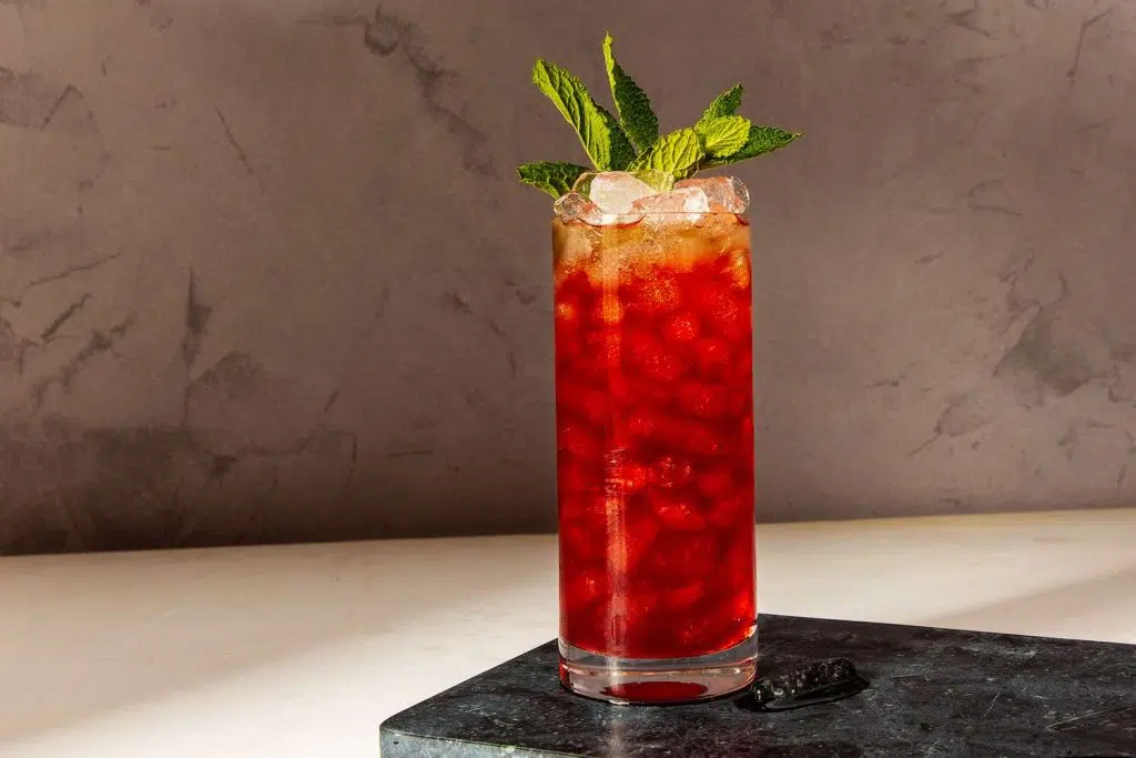 King of Blue Cocktail FT RECIPE0523 a75680354c27438b90720db98a8febfe