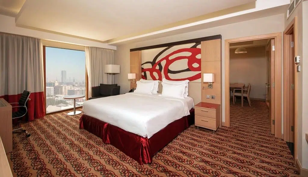 radisson blu hotel doha فندق راديسون بلو الدوحة 1024x589 1