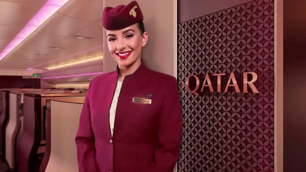 65c56f2cdc84466d83fe52dbdd799465 qatar airways crew2