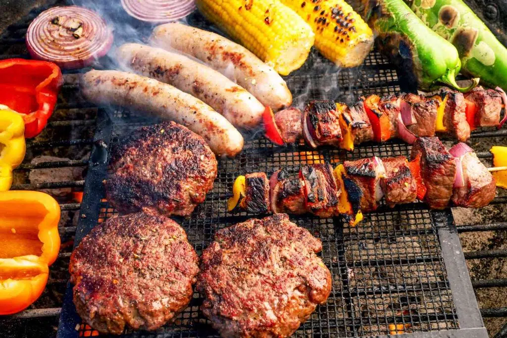 Tips for Grilling Over Charcoal FT BLOG0523 8d4244735734407593decd47b912ac5c