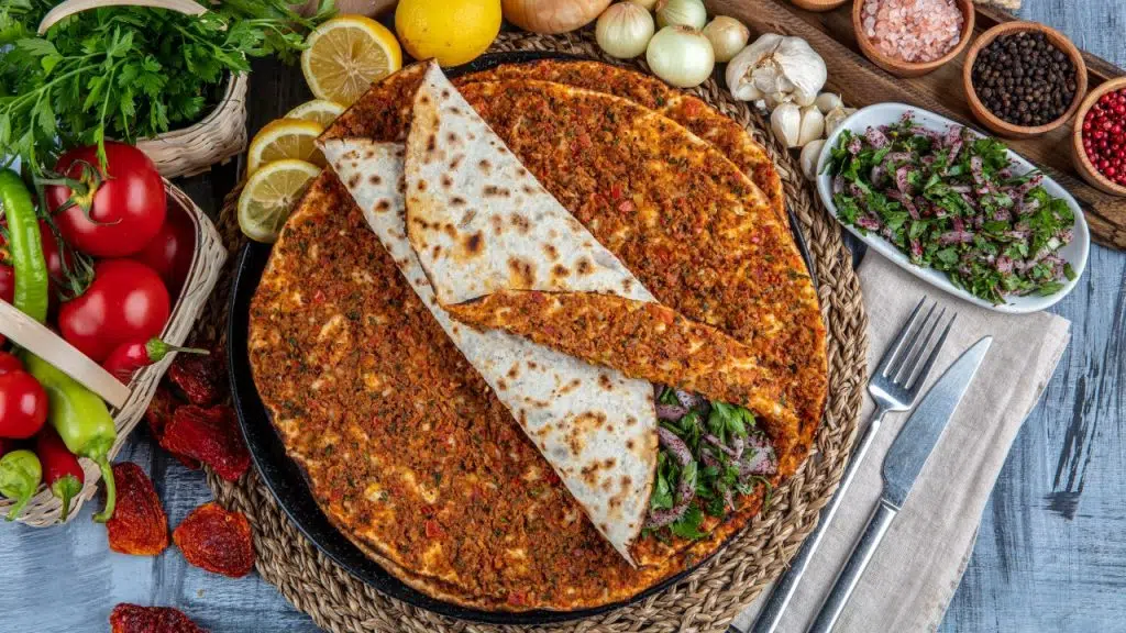 200402101927 18 best turkish foods lahmacun
