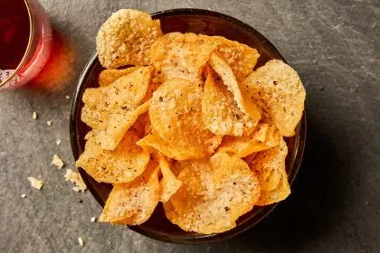 Cacio e Pepe Potato Chips FT RECIPE1023 85b8c8664b7e4c079733d015cbb0b0b4
