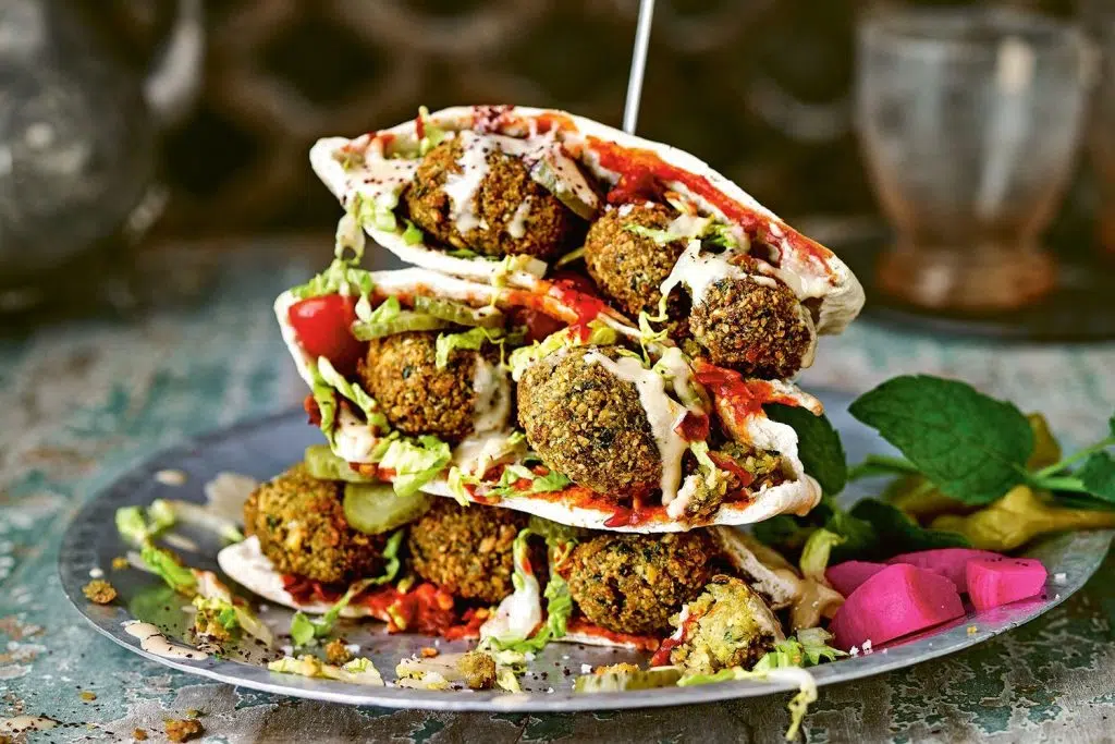 mighty medina falafel sandwich 109292 2