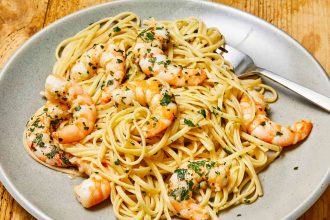 229960 shrimp scampi with pasta DDMFS 4x3 e065ddef4e6d44479d37b4523808cc23