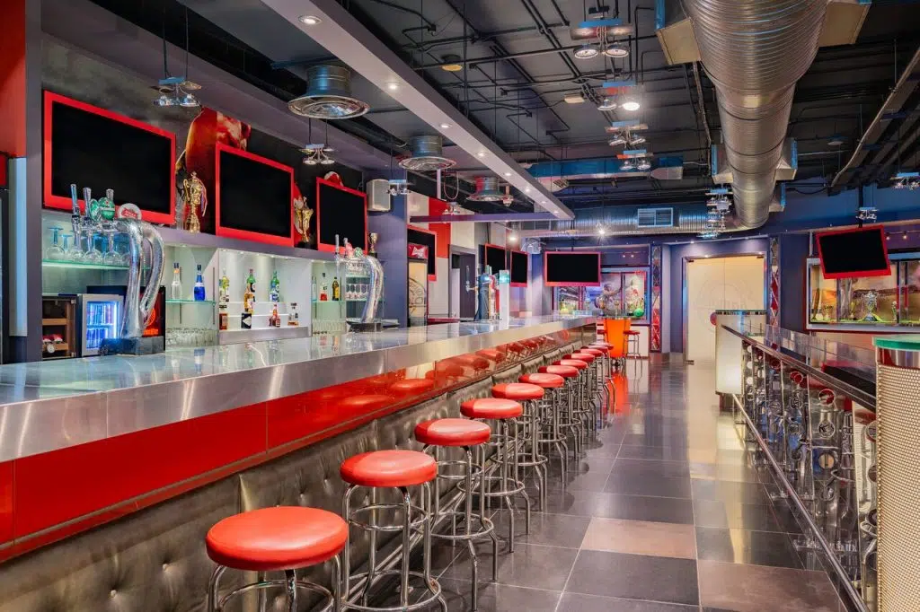 champions sports bar
