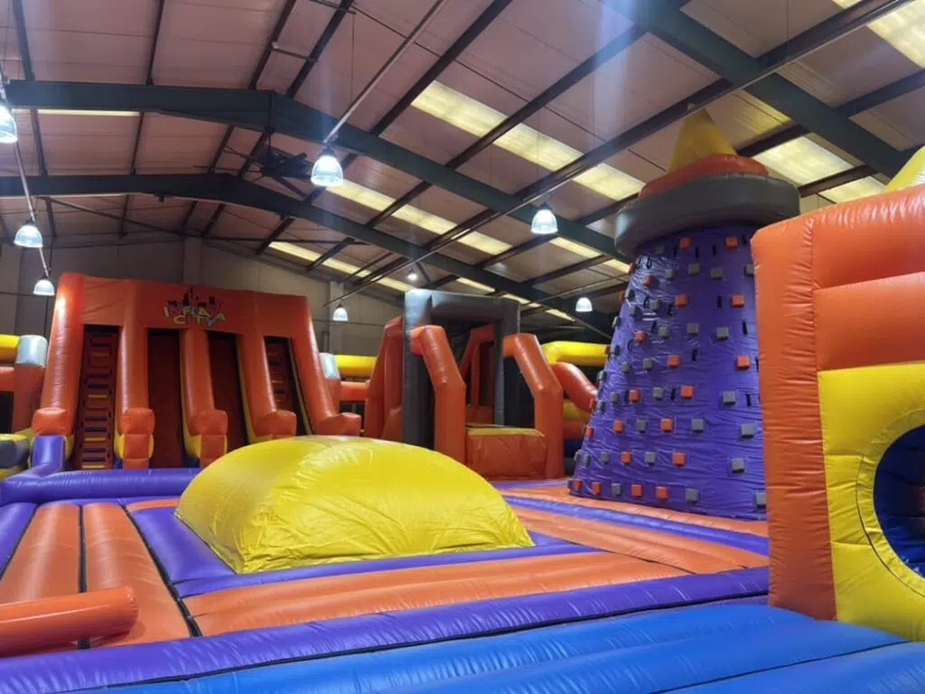 Inflatacity 1024x768 1