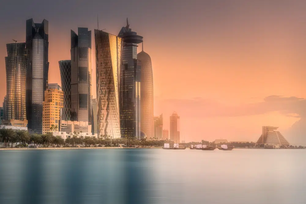 shutterstock 1039408531 corniche sunrise