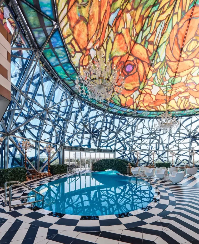 Mondrian 3 836x1024 1