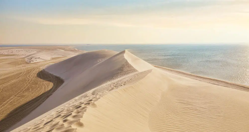 top 10 things to do in Qatar Inland Sea