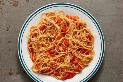 11691 tomato and garlic pasta ddmfs 3x4 1 bf607984a23541f4ad936b33b22c9074