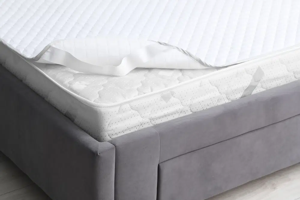mattress shutterstock 2421507937