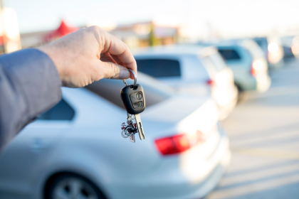 استئجار سيارة