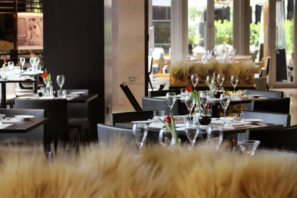 La Spiga by Paper Moon